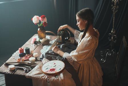 女孩，女裁缝，肖像，缝纫机，辫子，长长的头发，摄影师，Yana Levchenko