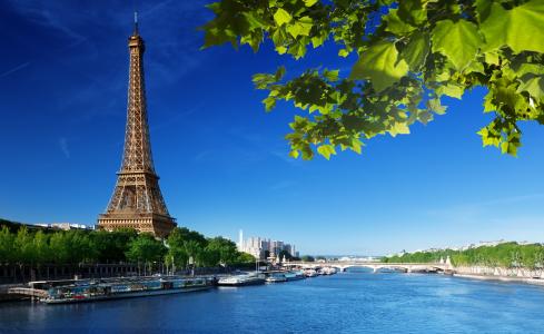 埃菲尔铁塔，拉埃菲尔铁塔，法国，巴黎，法国，巴黎，天空