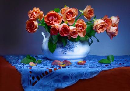 瓦伦蒂娜Kolova，鲜花，玫瑰，餐巾，花瓶，叶子，花瓣