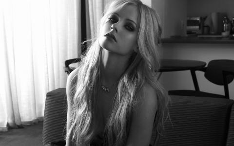 Avril Lavigne，Avril Lavigne，歌手