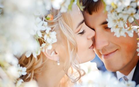 新婚夫妇，婚礼，情感，爱情，温柔，鲜花