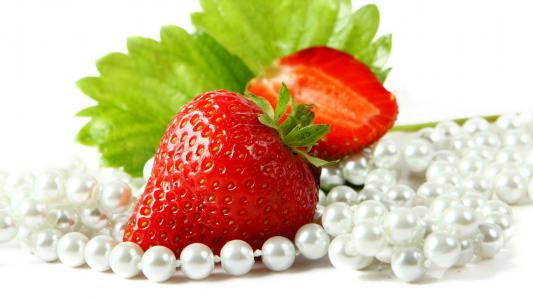 草莓，项链，珍珠