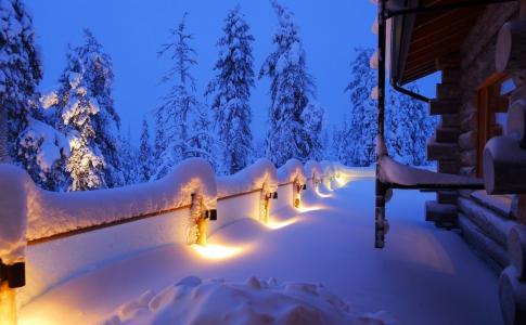 冬天，雪，晚上，大自然，房子，森林，灯，美丽
