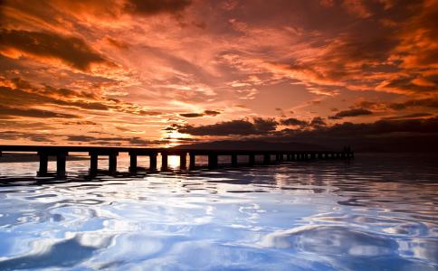 日落，桥，海