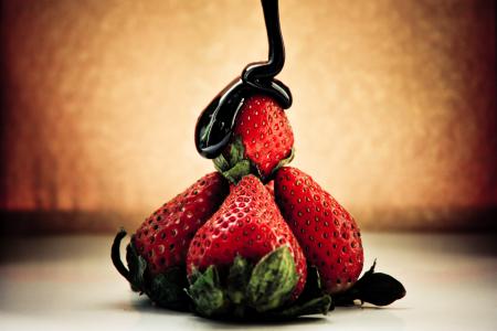 草莓巧克力，组成，甜浆果