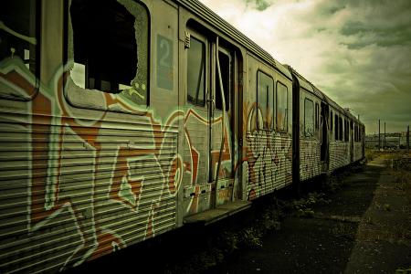 货车，涂鸦，涂鸦，火车，火车，废弃，荒地