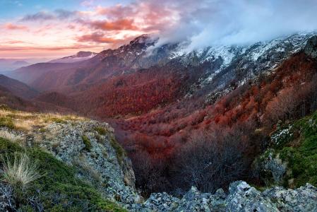 老平原，保加​​利亚，照片，帕维尔普罗恩的山脉
