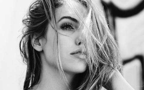 安吉丽娜·朱莉，年轻，性感，照片，黑色和白色背景