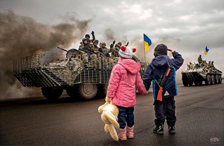 战士，儿童，摄影师，德米特里·穆拉夫斯基，乌克兰战争