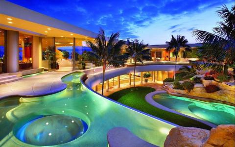 照片，房子和舒适，棕榈树，游泳池，美丽