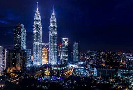 马来西亚，城市，建筑物，夜晚，灯光，照明，摩天大楼，天空，美女