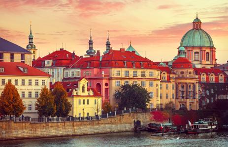 布拉格，捷克共和国，房子，河，泊位，小船，城市