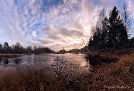 天空，森林，河流裂痕，一顶帽子，Khokhryakov的照片