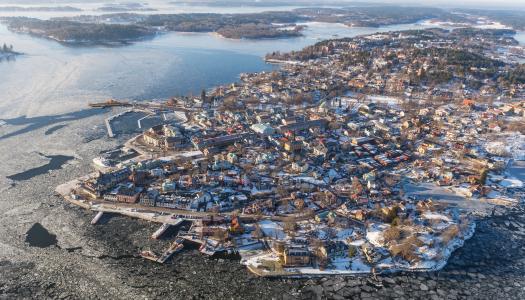 瑞典，冬天，Vaxholm，从上面，城市