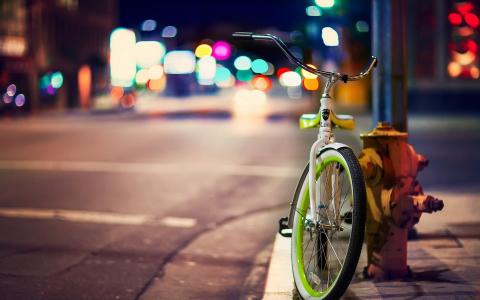 骄傲，晚上，人行道，自行车