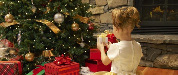 圣诞树，女孩，礼物，新的一年