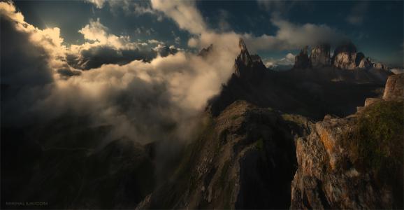 山，三峰，Lavaredo，云，Mikhalyuk谢尔盖