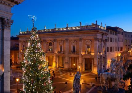 灯笼，雕塑，Capitoline山，罗马，新年，圣诞节，房子，意大利，晚上，灯，广场，建筑，树，装饰，假期