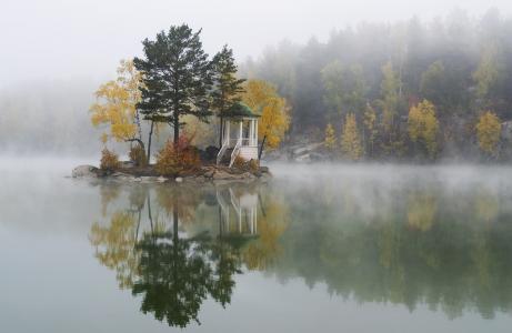 秋天，早上，湖，胰岛，凉亭，雾，反射，弗拉基米尔Lakishev