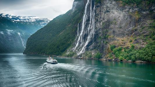 挪威，geyranger，河，山，瀑布，性质