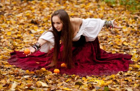 女孩，秋天，森林，叶子，橙色