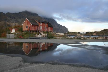 挪威，罗弗敦，水坑，房子，雨后，云，自然