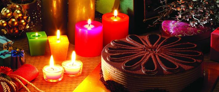 蛋糕，新的一年，蜡烛，组成