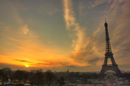 埃菲尔铁塔，巴黎，法国，日落