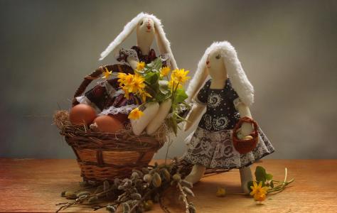篮子，鸡蛋，树枝，柳树，鲜花，玩具，野兔，复活节
