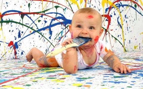 油画，婴儿在油漆，快乐和快乐