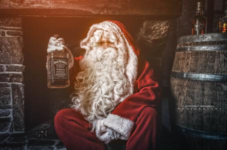 杰克丹尼尔斯，圣诞老人，新的一年，酒精，壁炉，专业照片
