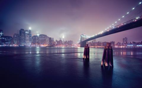 布鲁克林大桥，纽约曼哈顿东河