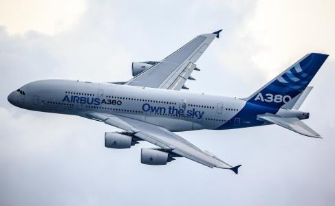 AEROBUS，A380，aviatsiya，pasazhirskylіtak，avіalajner，空中客车a380