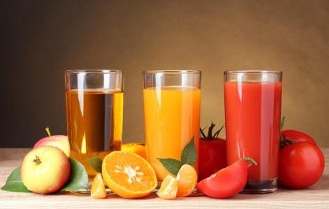 眼镜，苹果，橙，番茄，果汁