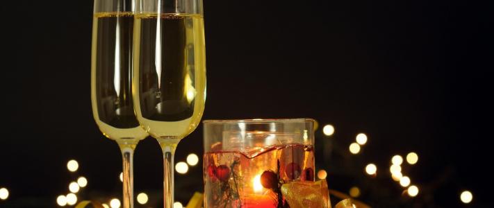 圣诞节，新年，球，眼镜，香槟，蜡烛