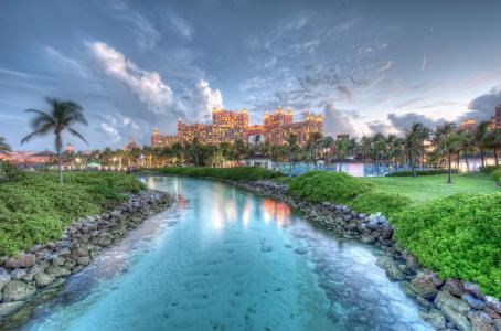 巴哈马，岛屿，景观，石头，草，棕榈，水，天空，云，建筑物