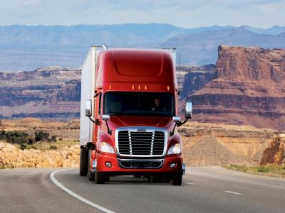 Freightliner，卡车，拖拉机，道路，货车，美国，红色