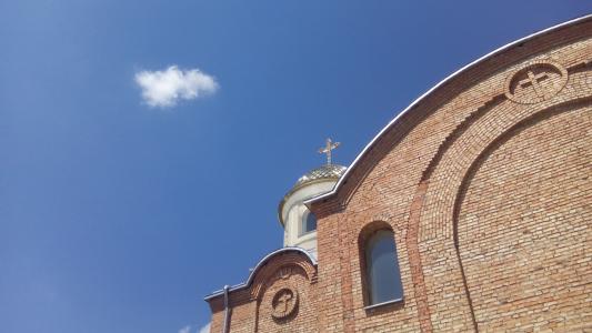 建筑，天空，云，砖，墙，十字架，教会，stina，tsegla，tserkva，天空，hmara，窗口，窗口，dah，建筑物