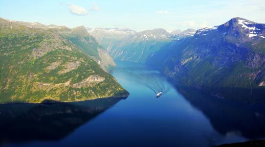挪威，峡湾，班轮，高山，美丽