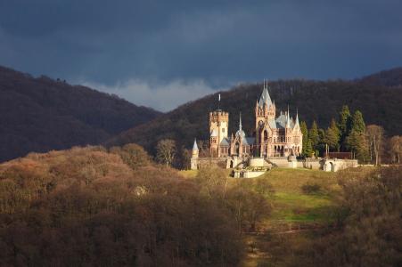 德国，城堡Drachenburg，森林，天空，美丽