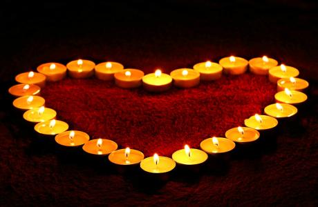 蜡烛，心脏，火焰，爱情，浪漫，火，红色，祝贺