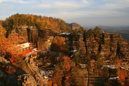 捷克共和国，Pravčický门，自然，美景，岩石，森林，秋天的奇迹