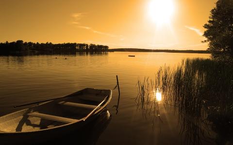 船，湖，日落，平静的水面，晚上