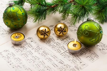 球，球，绿色，模式，蜡烛，钟声，笔记，分支，云杉，毛皮树，假期，冬天，新年，圣诞节，圣诞节，新年