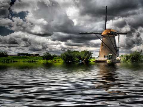 荷兰风车河流图片