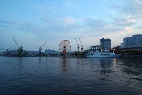 日本神户港口塔的图片