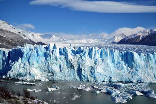 壮美的冰川图片