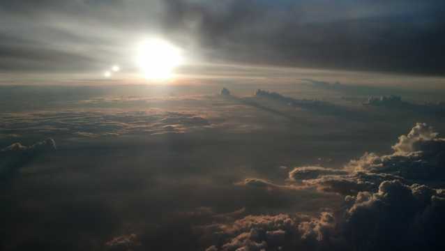 云上朝阳景观图片